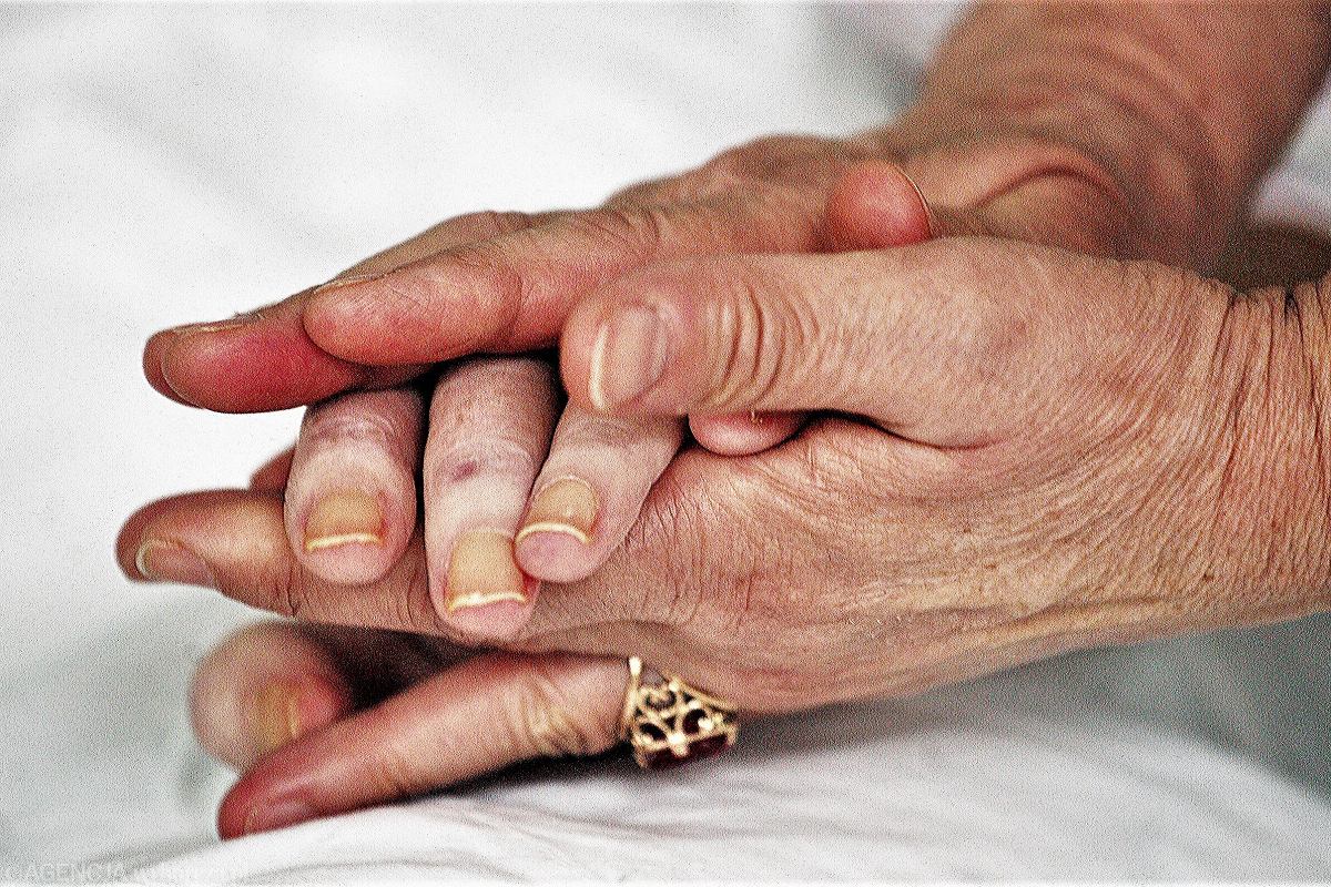 Lekarka z hospicjum: „Prawie każdy prosi o to samo, zanim odejdzie” – poruszające wyznanie